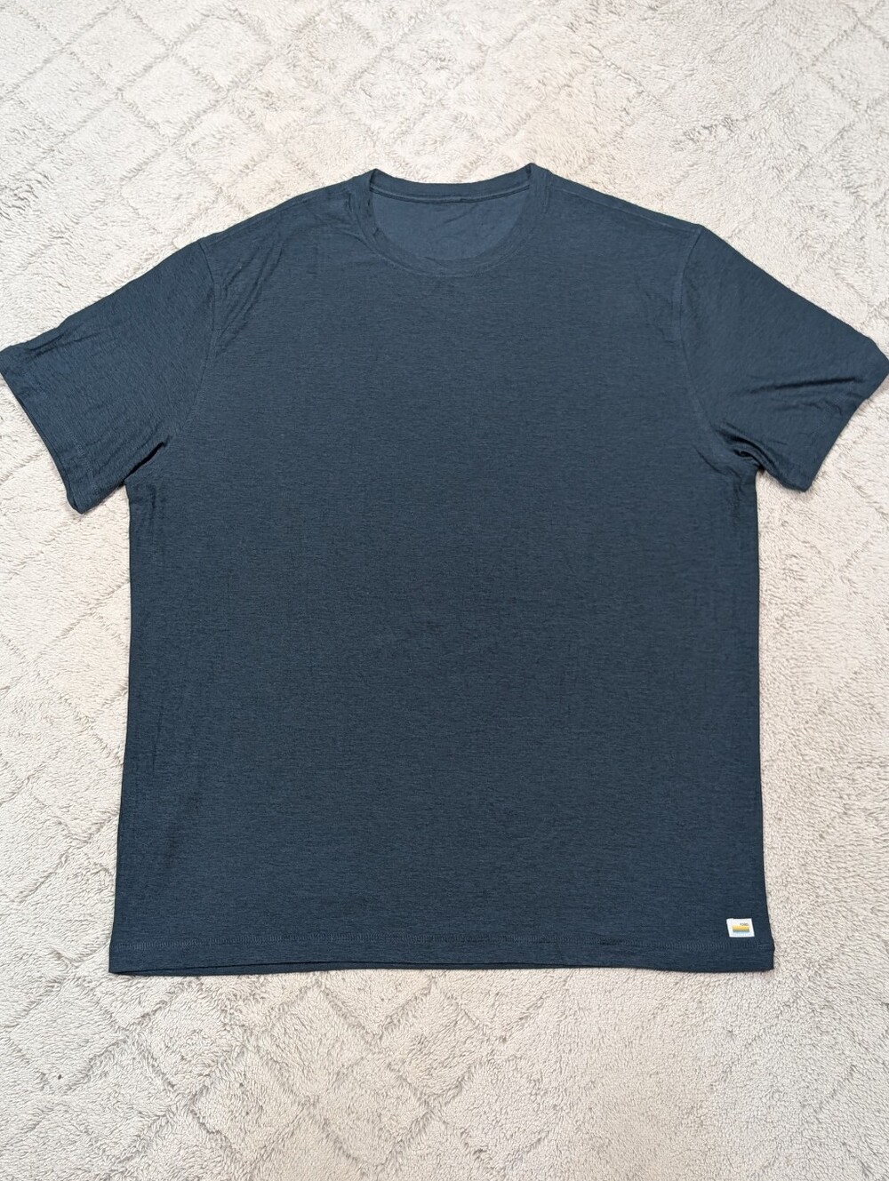 Vuori Shirt Mens XXL Blue Navy Heather Strato Tech Tee Soft Performance Workout